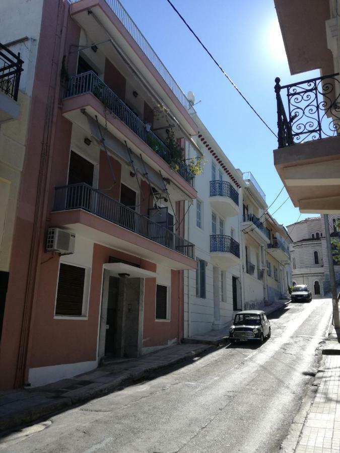 Miranda's In Thissio Athens