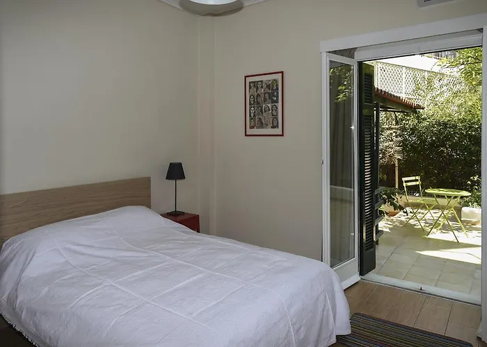 Miranda\'S Apartment In Thissio